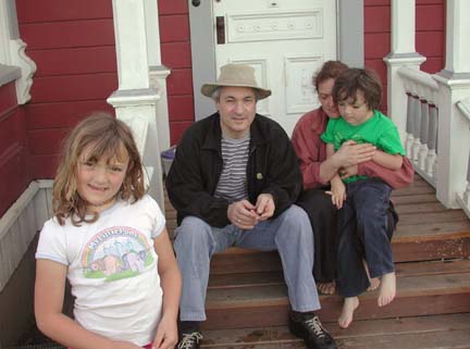 [photo of Jeff DeMark, daughter, son and wife]