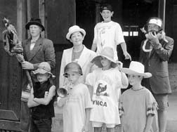 [photo of camp skit participants]