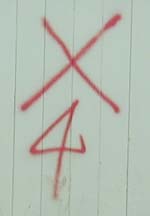 [Graffiti tag: "X4"]