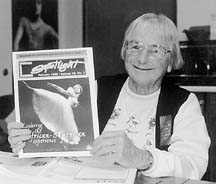 Photo of senior volunteer
