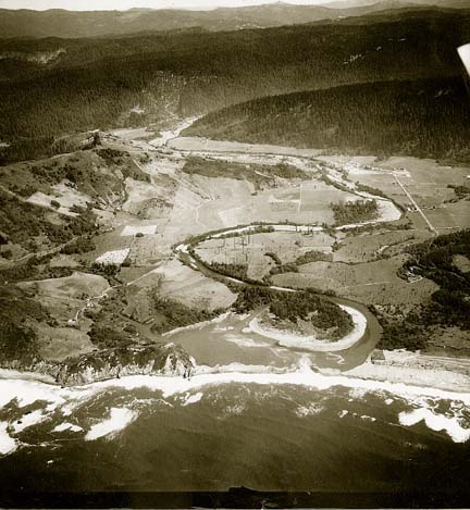 aerial photo of estuary, 1948