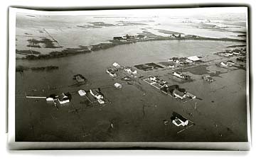 [aerial photo of flood]