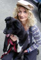 Photo of Gail Holder and puppy Kuma