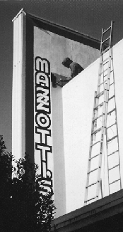 Mazzotti's sign in Eureka
